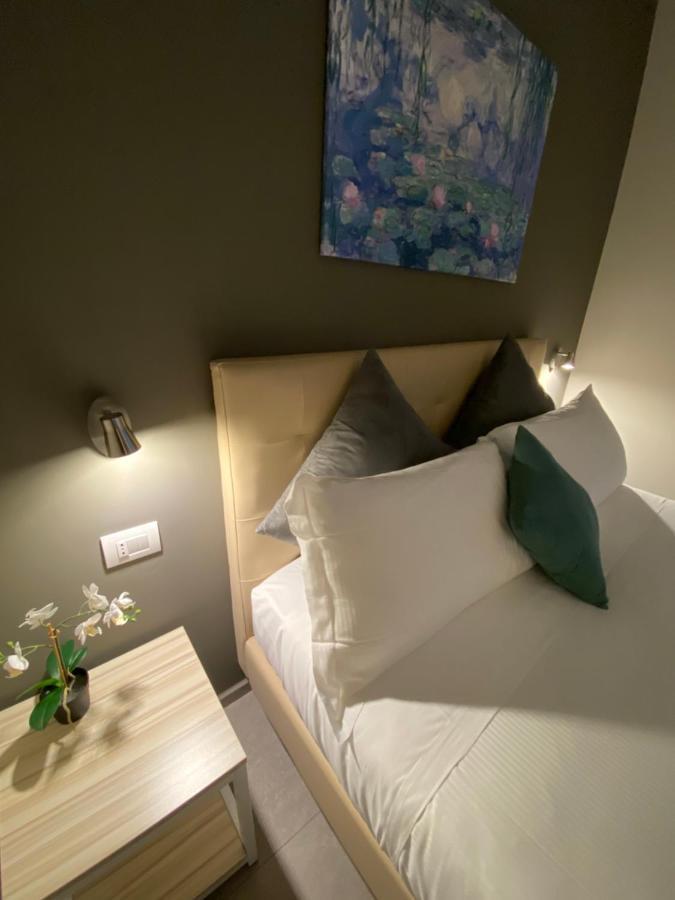 Lo Stallone -Malpensa Milan Airport Buscate Екстер'єр фото